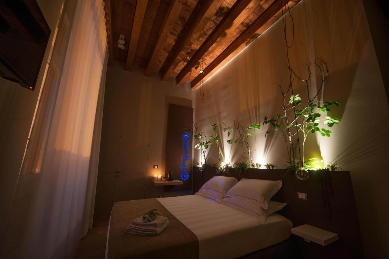 Antica Dimora Luxury Rooms 巴列塔 外观 照片