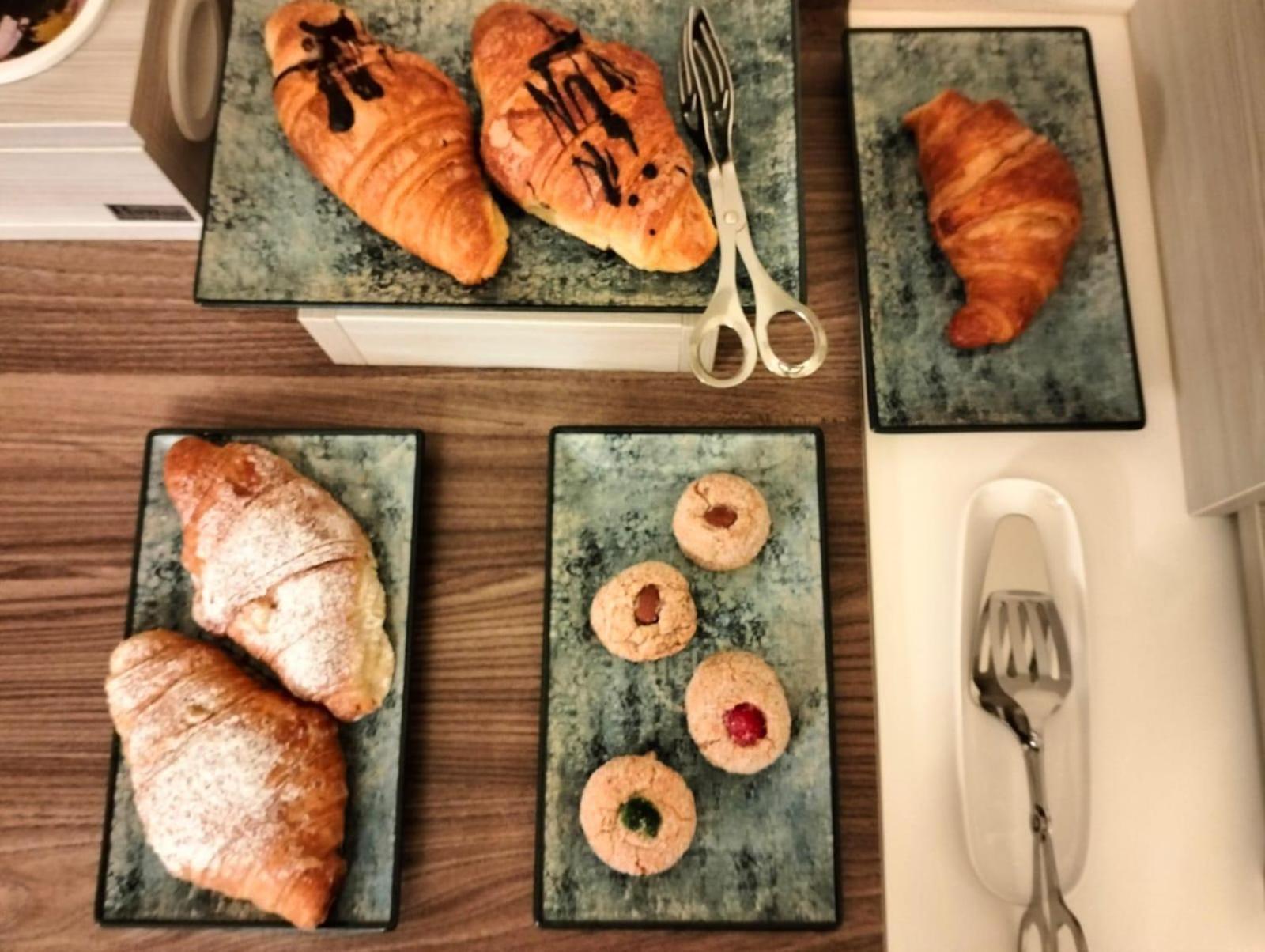 Antica Dimora Luxury Rooms 巴列塔 外观 照片