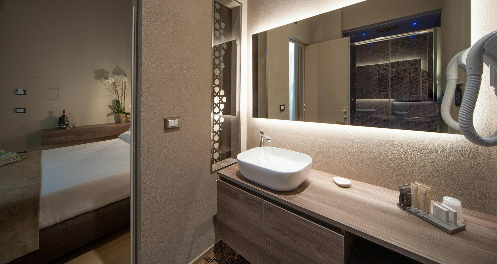 Antica Dimora Luxury Rooms 巴列塔 外观 照片
